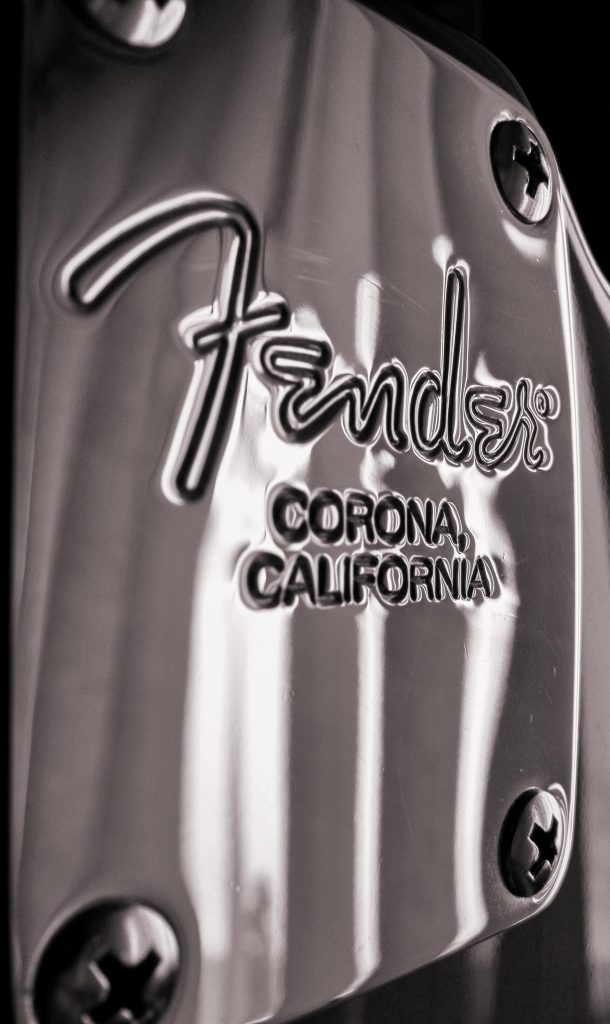 Fender plate (Fender Jazz Bass)