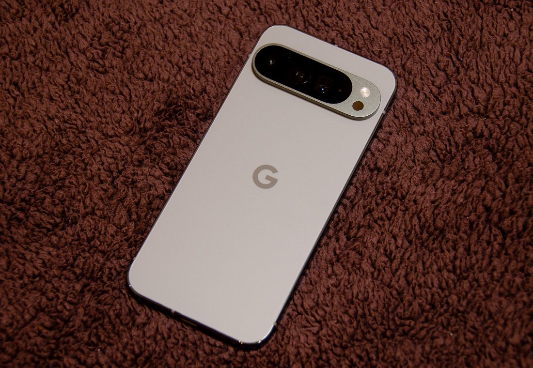 Google Pixel 9 Pro XL Back Side (Hazel)