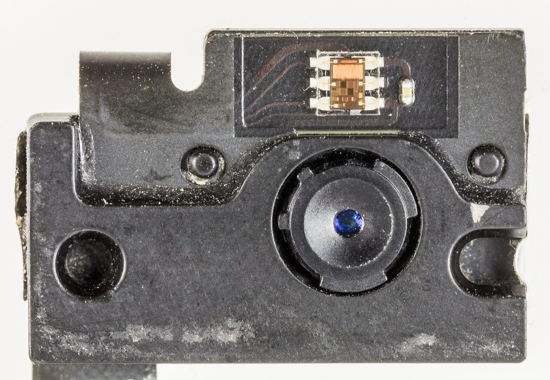 IPad 4, model A1458 - FaceTime HD camera