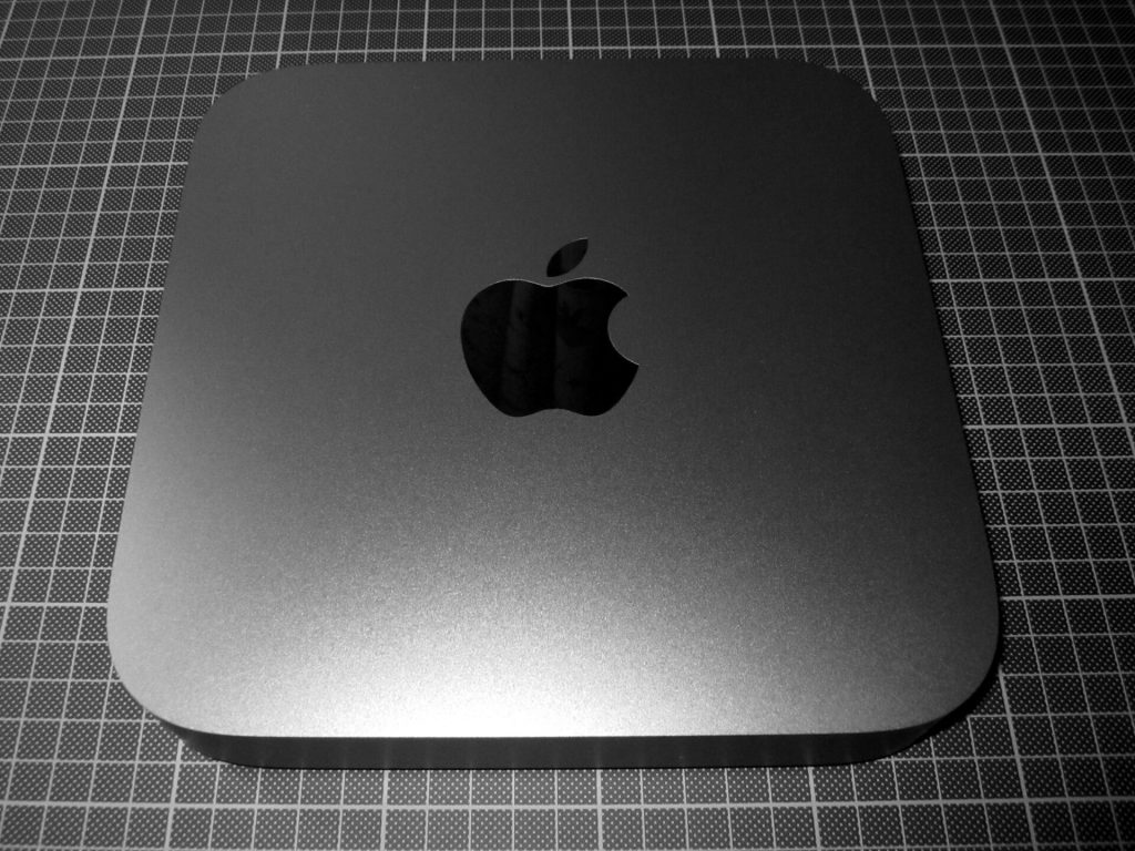 Mac Mini 2018 by Apple.