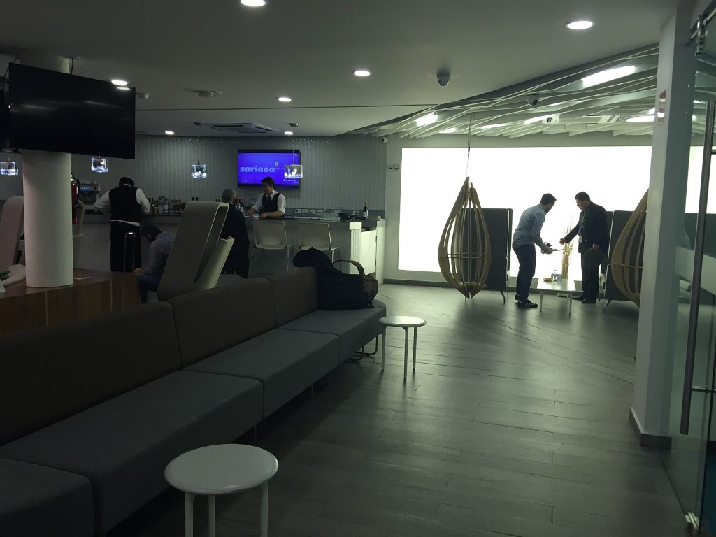 MasterCard VIP Lounge en la T1 del Aeropuerto Internacional de la Ciudad de México.