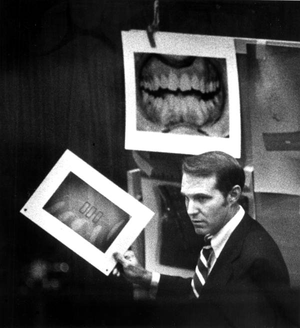 Tallahassee, Florida. Dr. Richard Souviron presents dental evidence at the trial of Ted Bundy for the Chi Omega Murders.